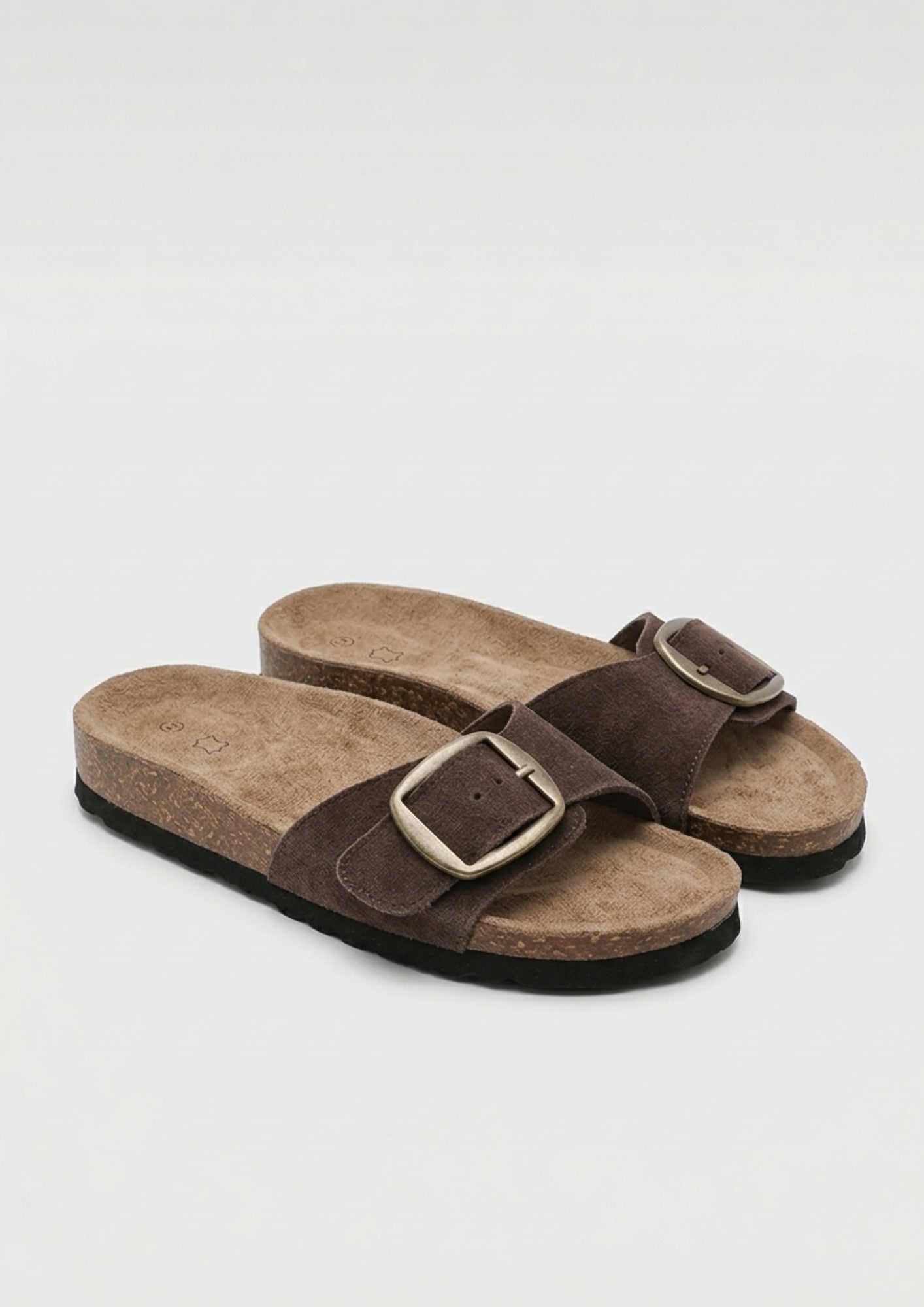 Chinelo KORO Castanho