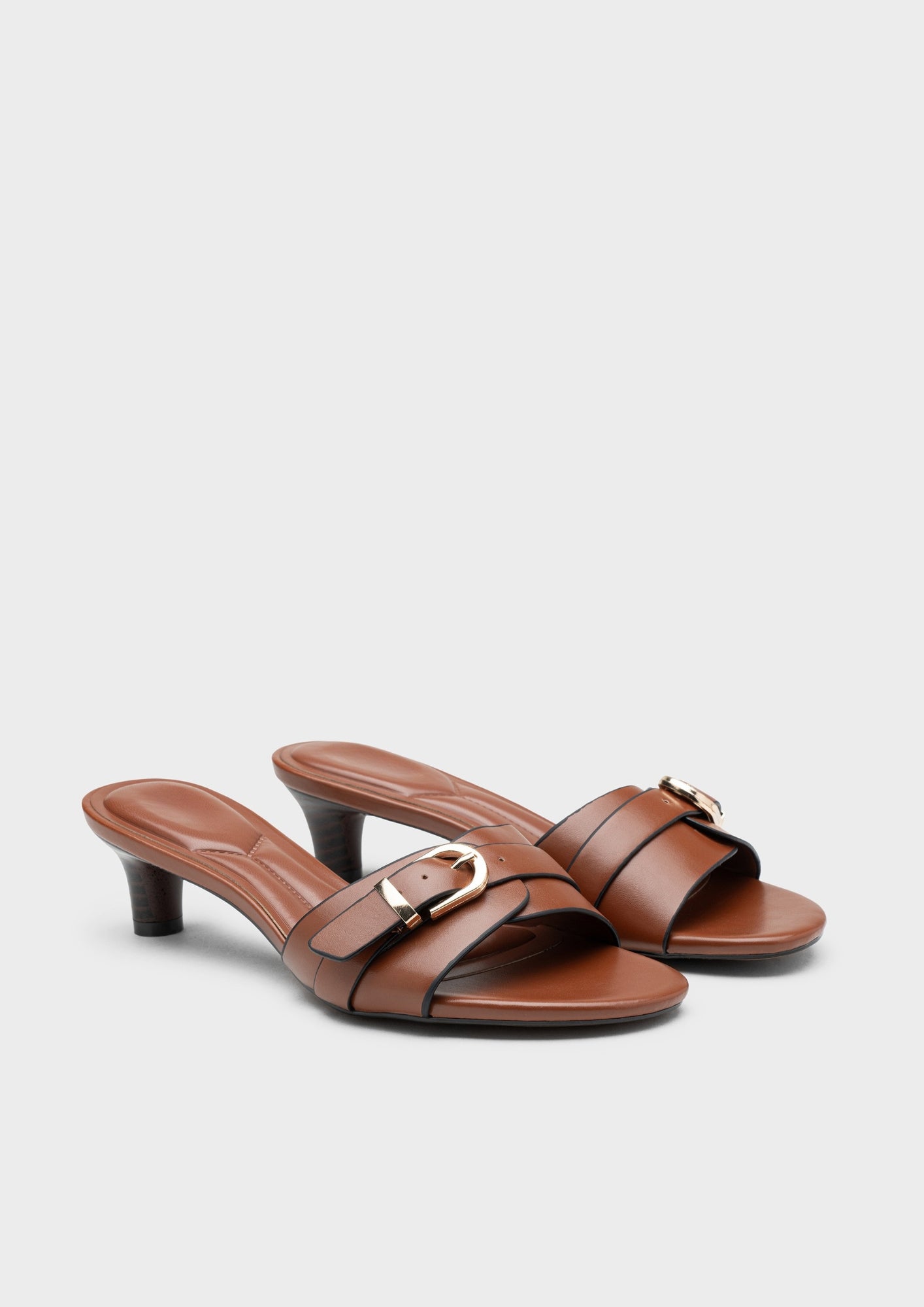 Sandália AMORA Camel