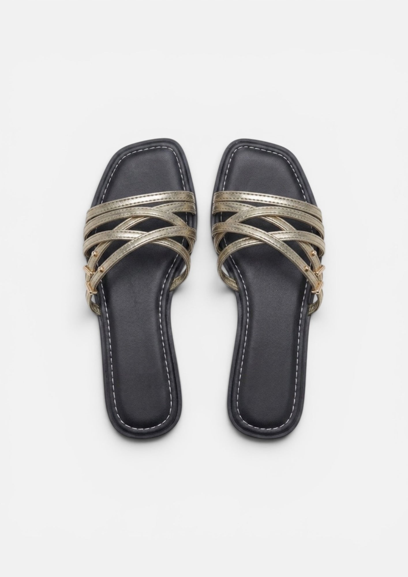 Chinelo MILA Dourado