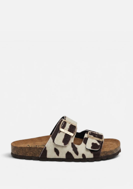 Chinelo KAORI Cow