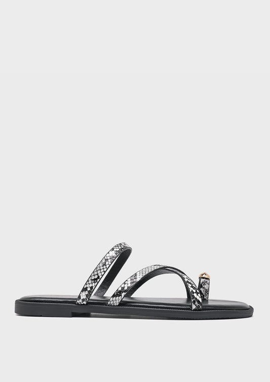 Chinelo NARA Python