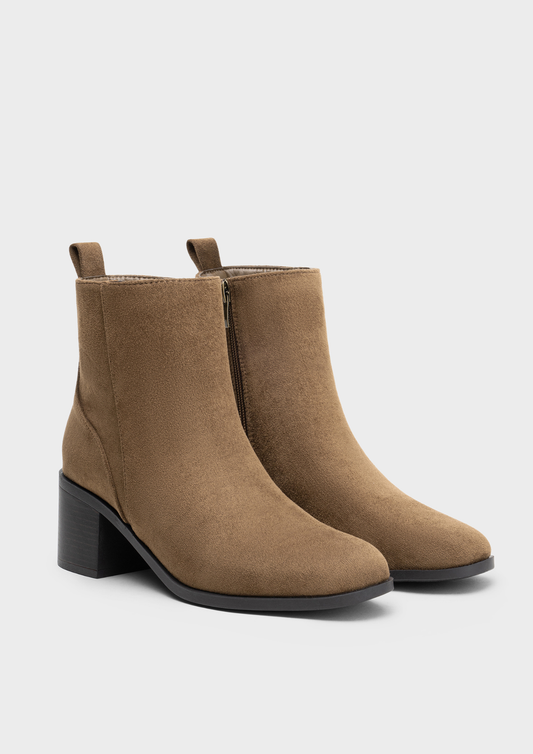 Botim ALYRA Camel