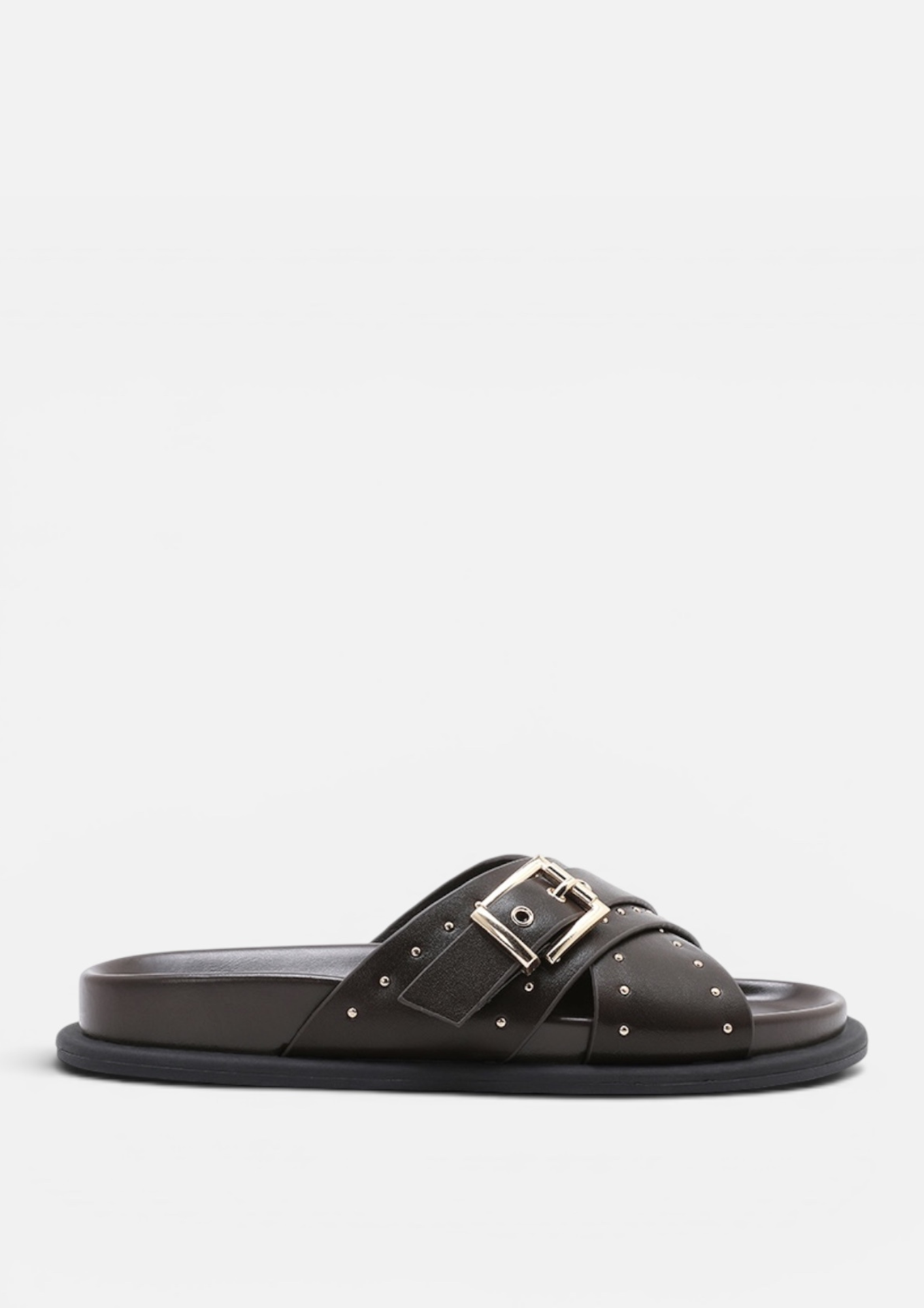 Chinelo LÉA Castanho