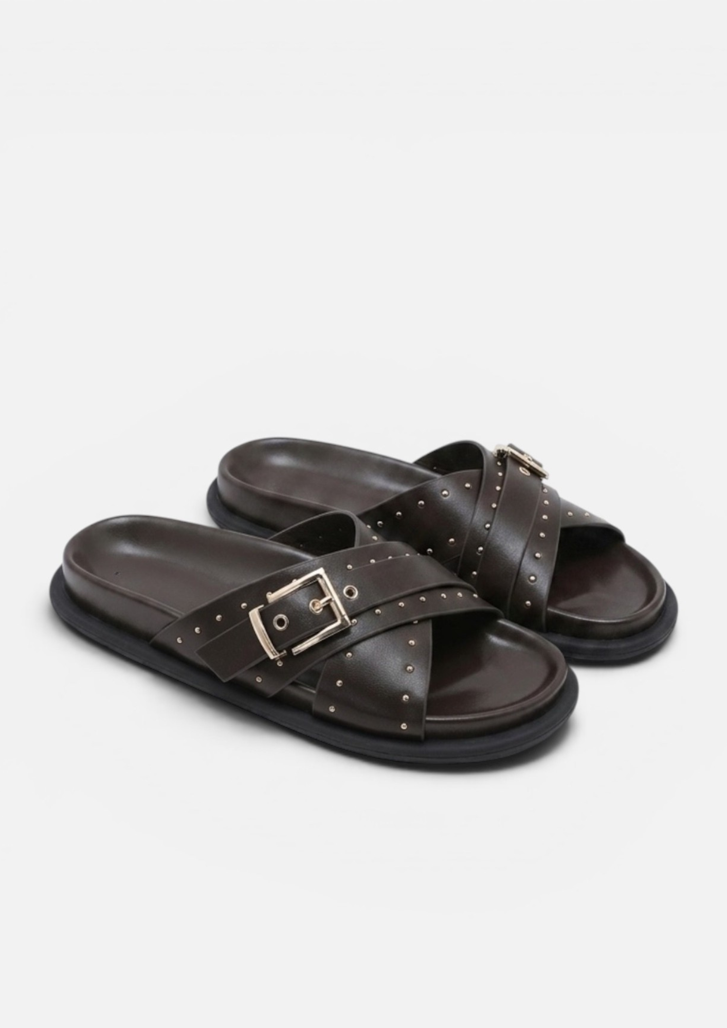 Chinelo LÉA Castanho
