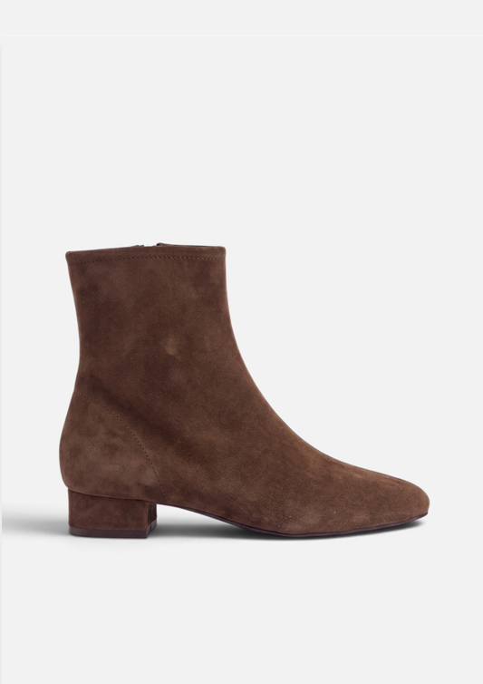 Botim NAYRA Camel